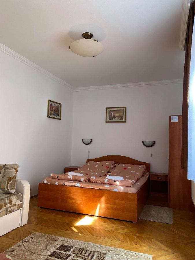 Birta Apartman Hajdúszoboszló Zewnętrze zdjęcie